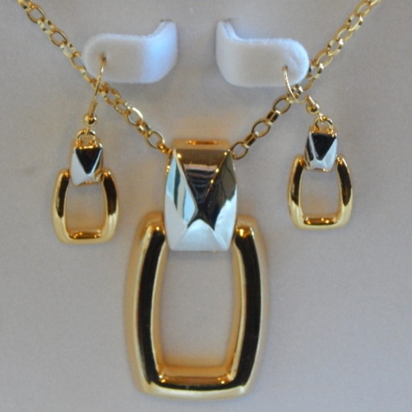 Fifth Avenue Collection Jewelry - "Social Network" Necklace and Earrings Set